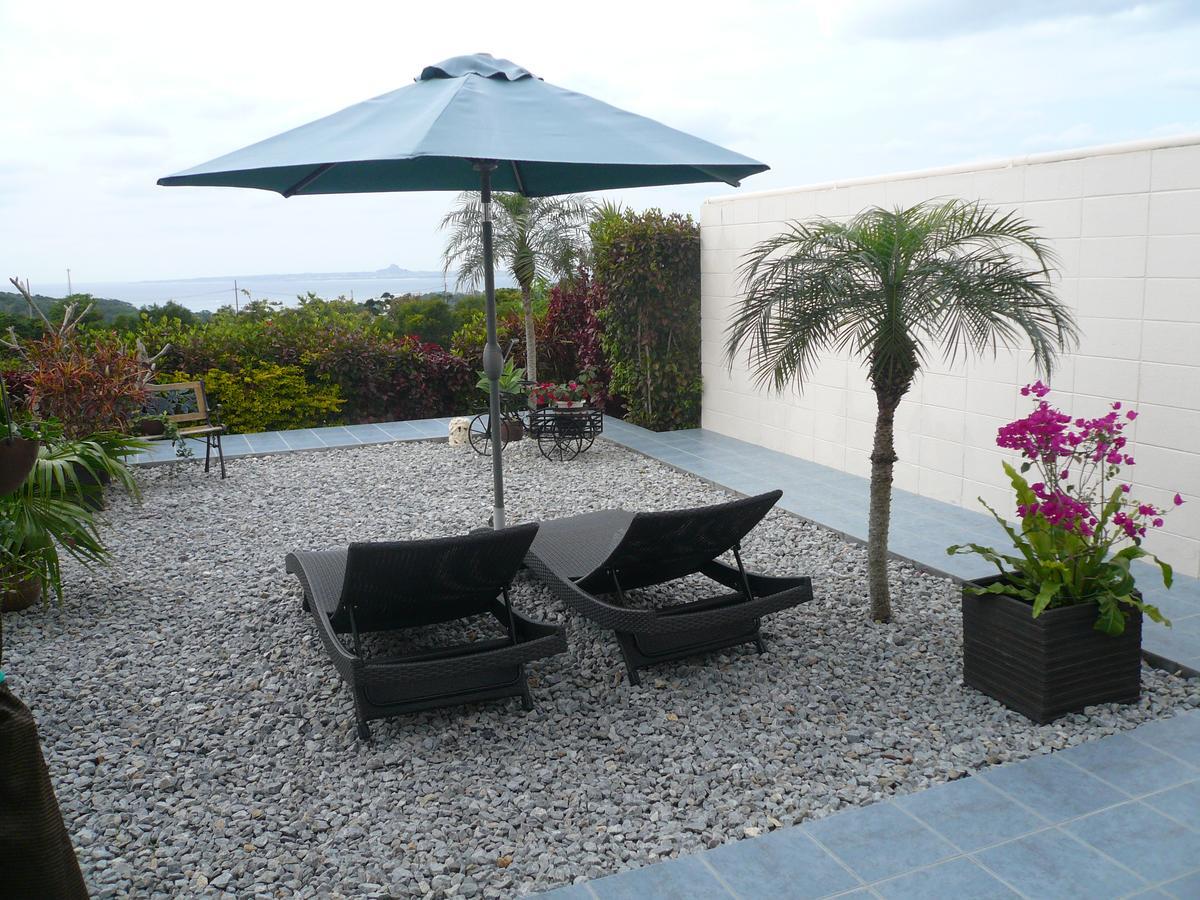 Villa Motobu Hills Exteriör bild