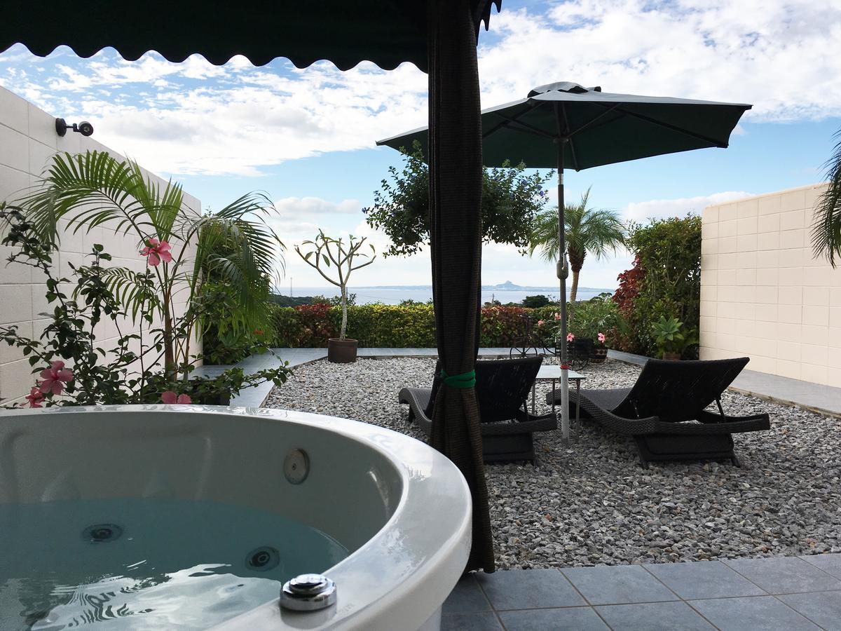 Villa Motobu Hills Exteriör bild