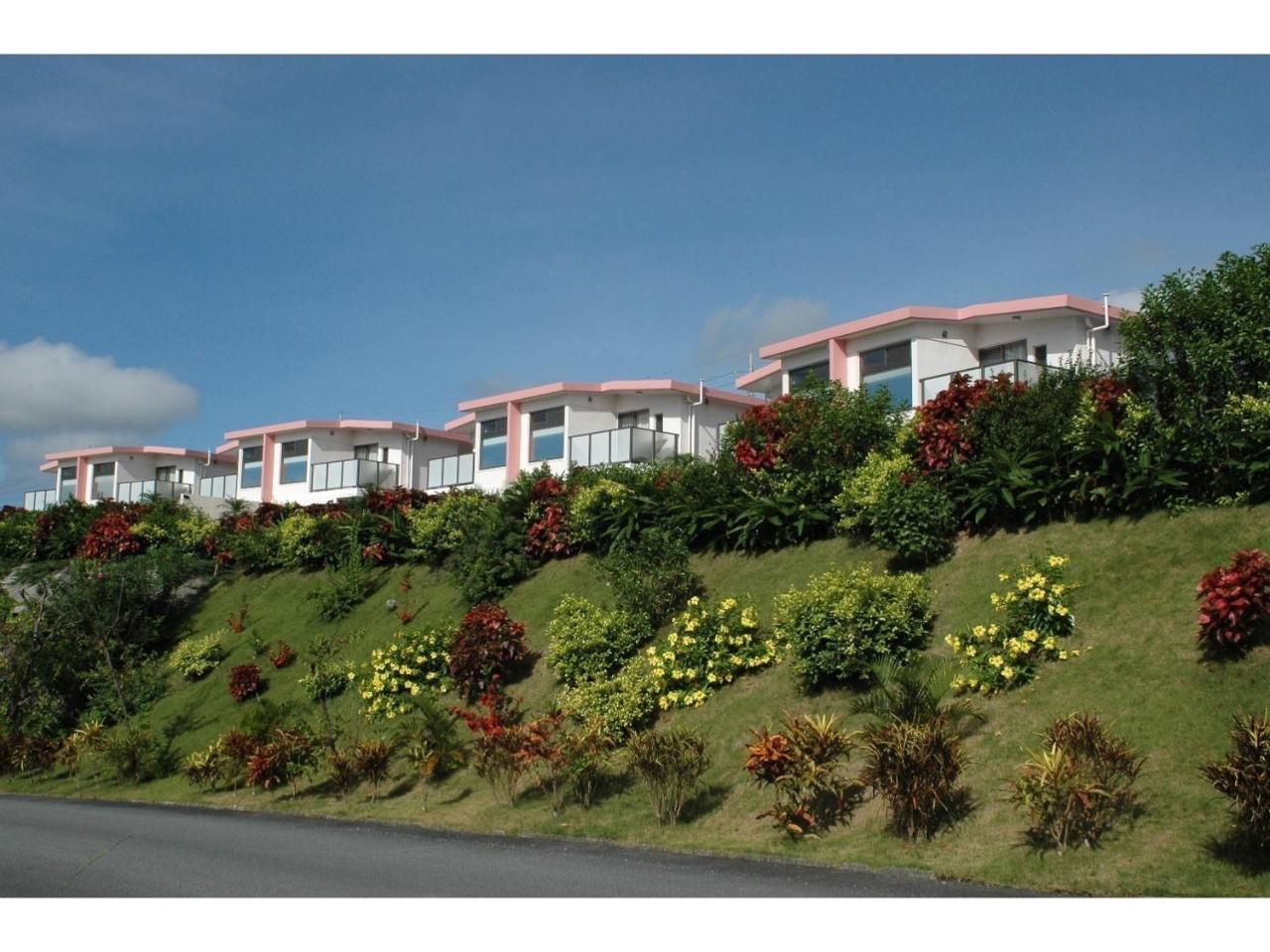 Villa Motobu Hills Exteriör bild