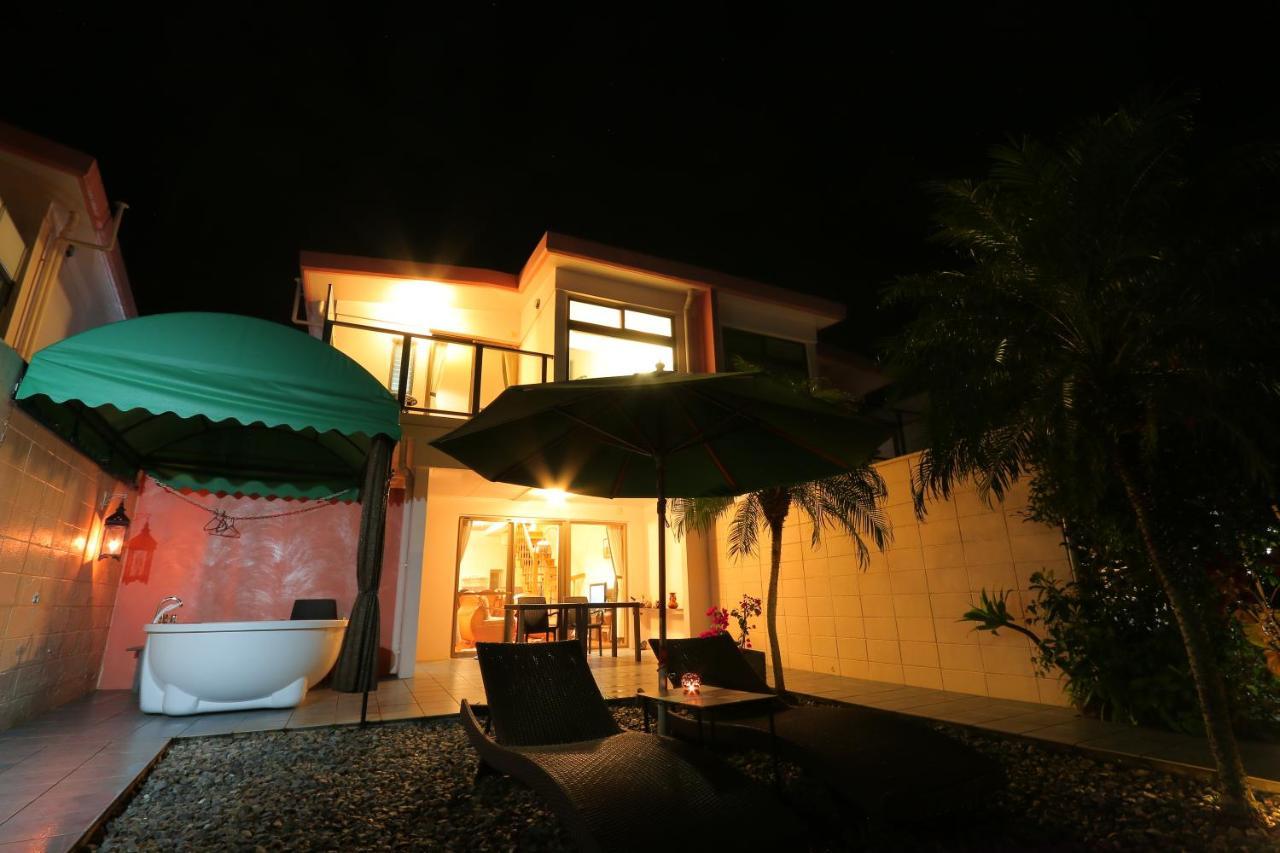 Villa Motobu Hills Exteriör bild